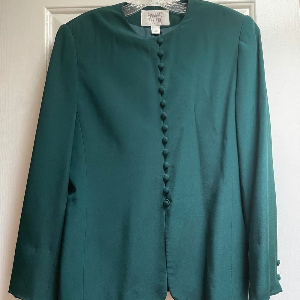 Valerie Stevens Silk Skirt Suit in Emerald Green - Picture 4 of 14
